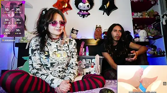 Devil_And_Princess webcam