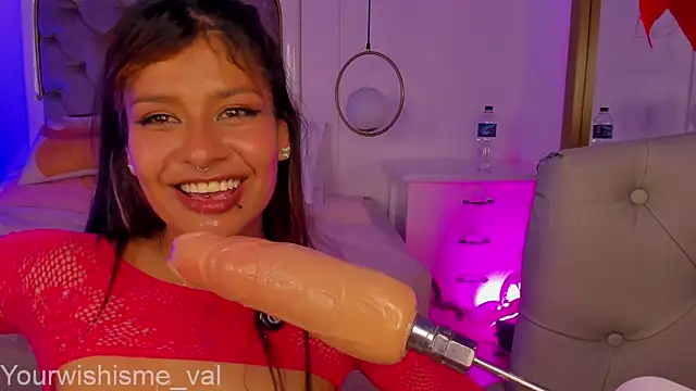 Yourwishisme_val webcam