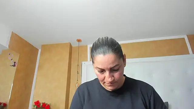 Heidy_milf webcam