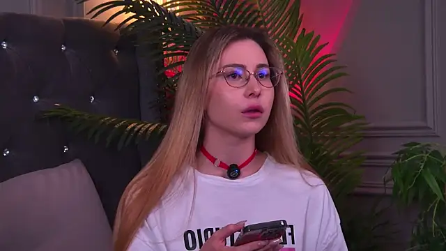 -SaraBlack- webcam