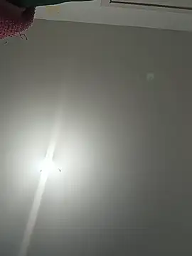 JuliaBestX webcam