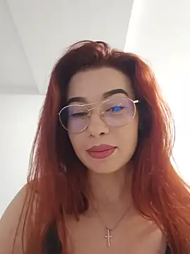 RedHeadFoxy webcam