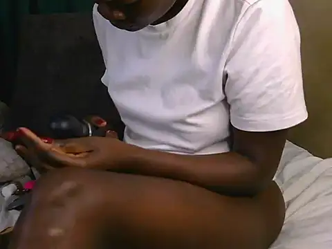 chocolate_peggy webcam