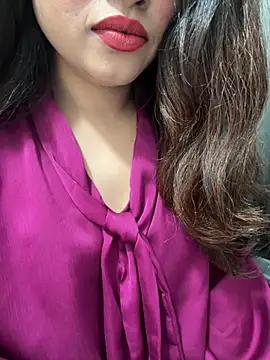 Yours_riya11 webcam