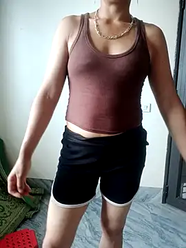 bella-lynlyn - Bella-lynlyn's free webcam - UK Sex Cams
