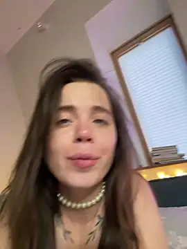 19_PetiteEilish_97 webcam