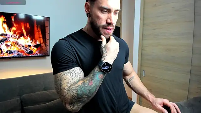 giorgio_leone_1 - Giorgio_leone_1's free webcam - UK Sex Cams