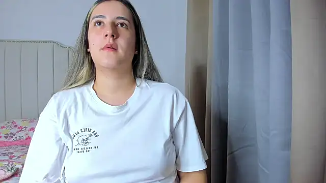 hanna86 - Hanna86's free webcam - UK Sex Cams