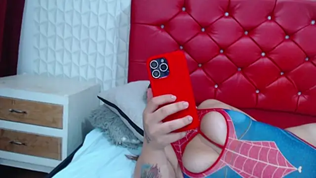 Alana_Jobs webcam