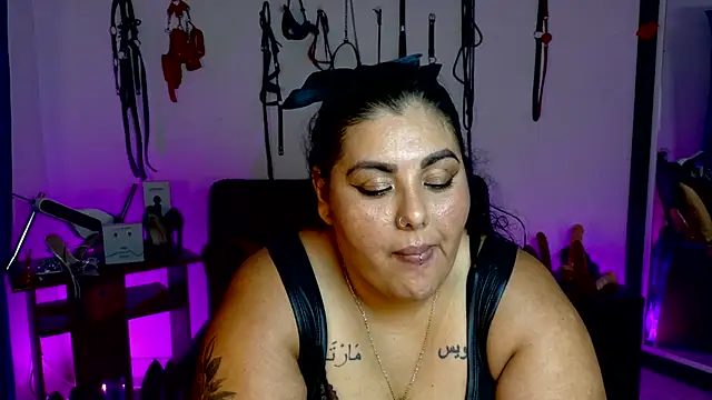 AndreaKinky webcam