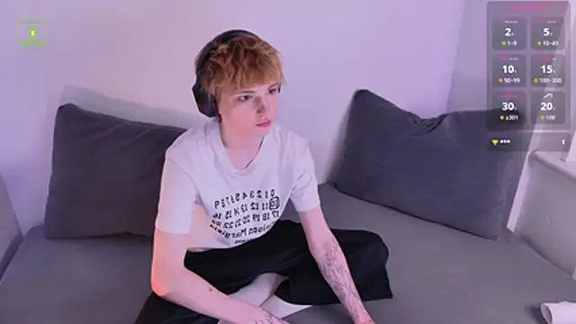 your_avatar (M twink) - Hard cock