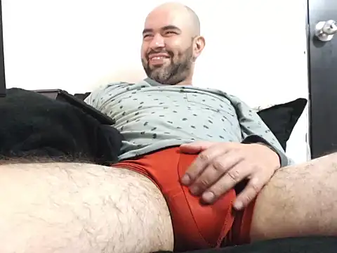 hairyandbigmann webcam