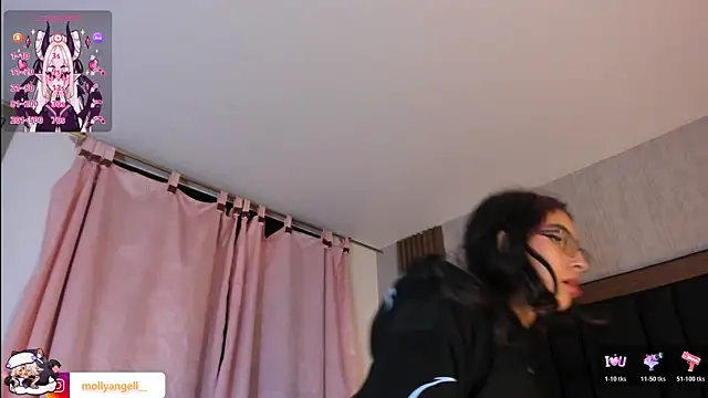 Molly_A webcam