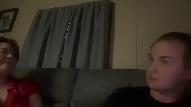 bugsanddazey (F young) - first time anal for herrrr