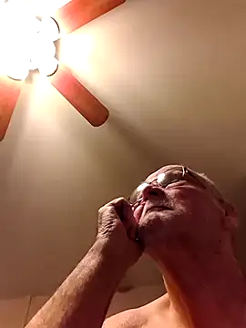 joeyw57 (M grandpa) - 100
