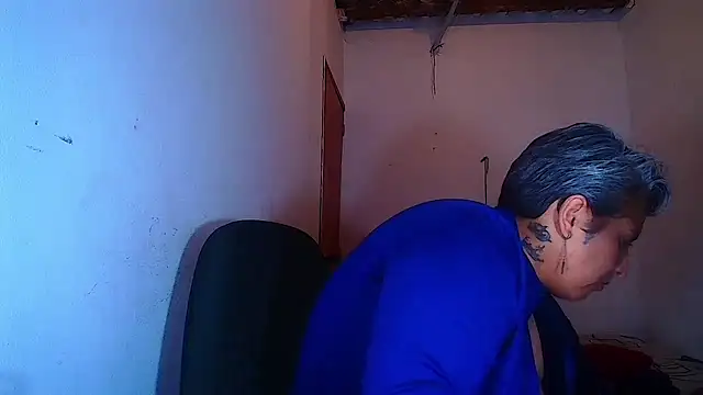 Yessi_rousse webcam