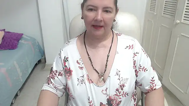 leonela_69 webcam