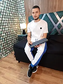 joaho_fernandez - Joaho_Fernandez's free webcam - UK Sex Cams