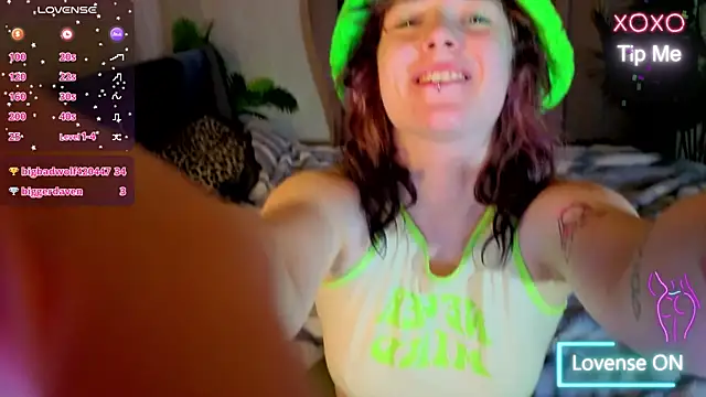 Ricki_Bloom webcam