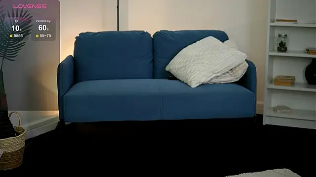 LyndaBlaire webcam