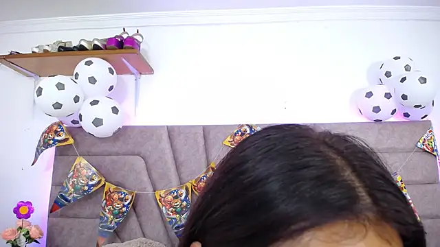 Jessica_Kraftt live cam on StripChat