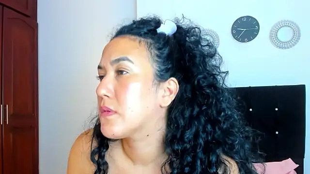 kathyajhonss webcam