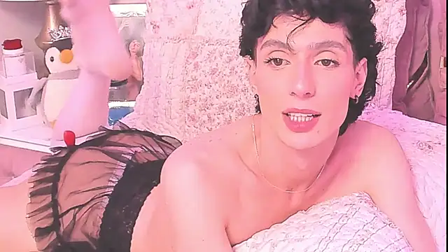 KylieMonnett webcam