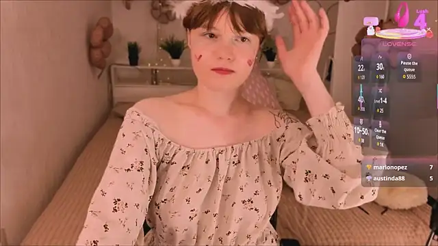 DreamyLuna webcam