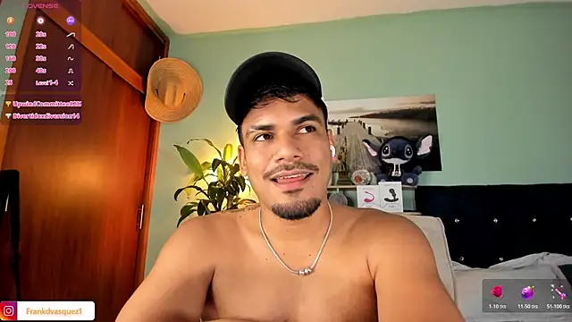 Neganhot_ live cam on StripChat