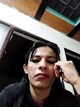 Aisha_hotts777 live cam on StripChat
