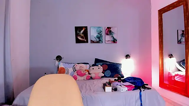 KimTaylorW webcam