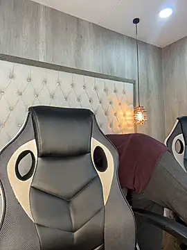 ian_mathias_ webcam