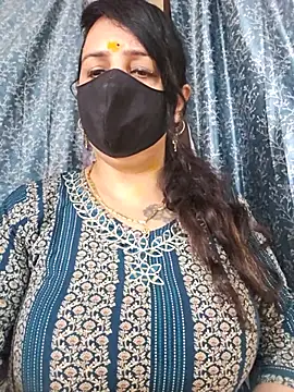 cute-tanvi webcam