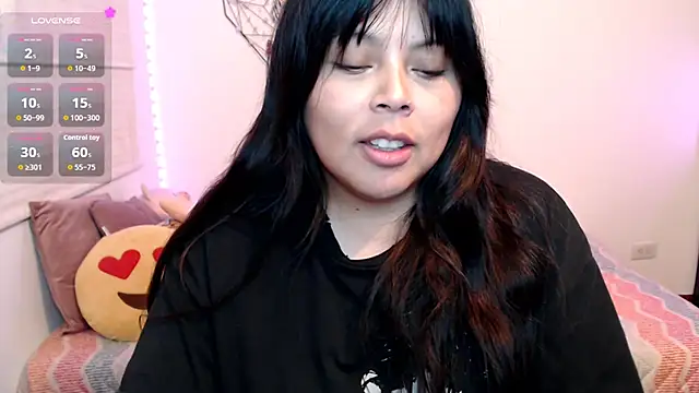 EllieMoonX webcam