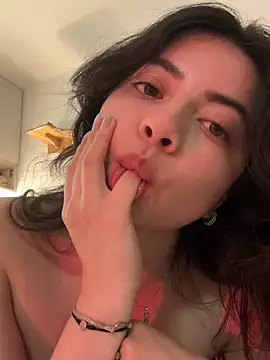 missani live now