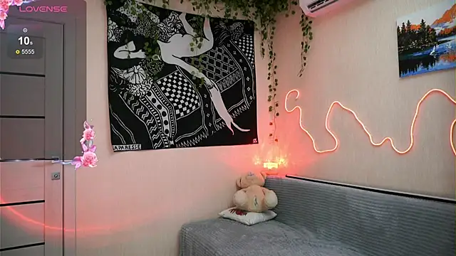 Alexa_Sparkle webcam