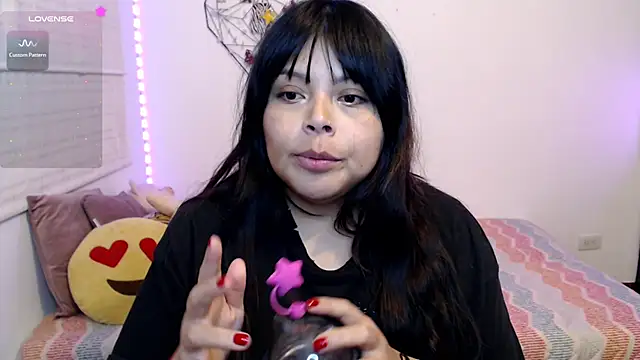 EllieMoonX webcam