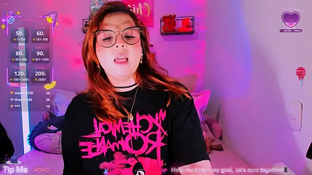 Rosie_Good_girl live cam on StripChat