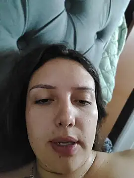Bella_Karoline