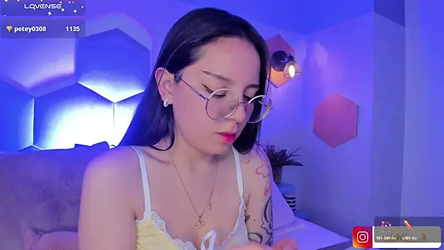 kitty_patitas_suavesss webcam