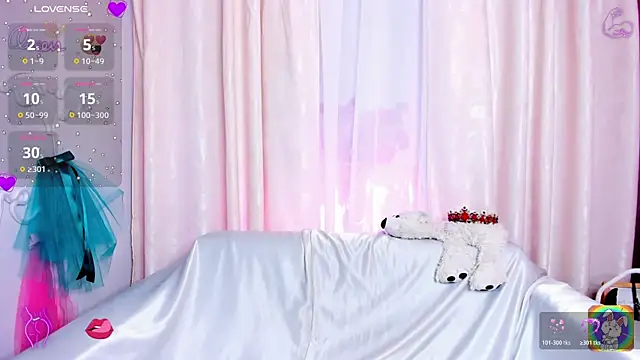 jessica_tiny webcam