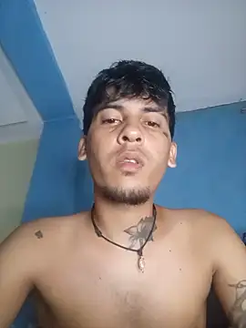 roubinn live cam on StripChat