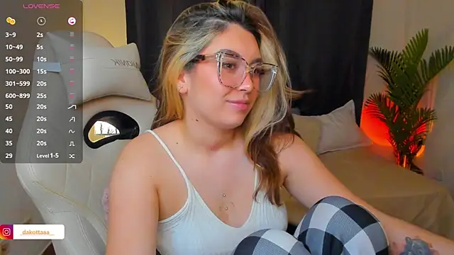 dakottaa_