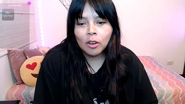 EllieMoonX webcam