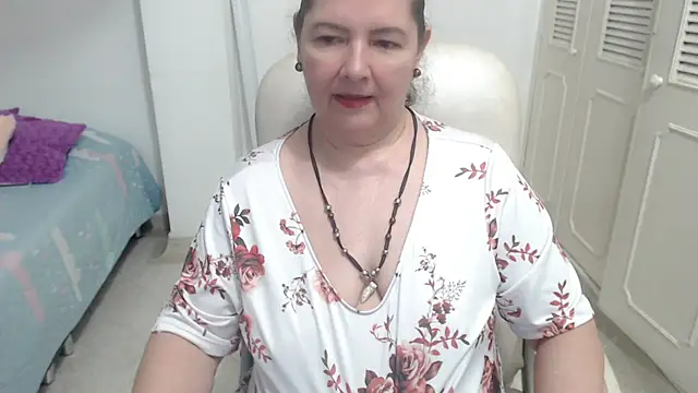 leonela_69 webcam