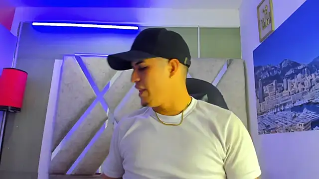 dominic_connor live cam on StripChat