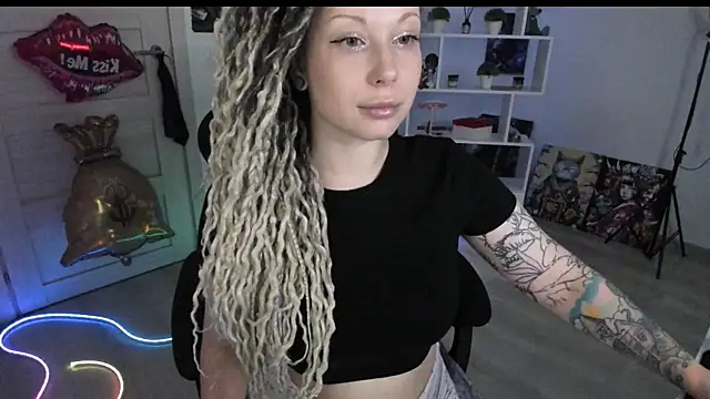 HoneySallyMoore webcam