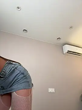 LillyNatty18 webcam