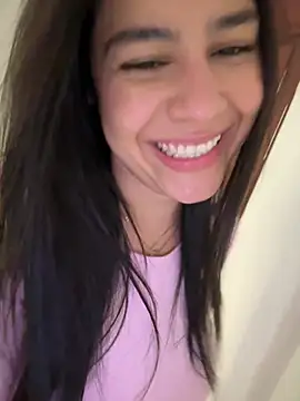 CuteKira7 webcam