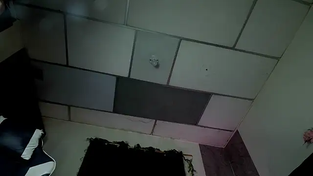 vale_bunny23 webcam